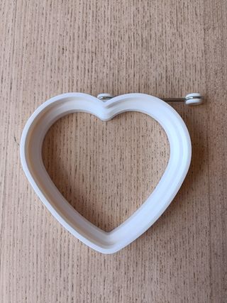 Molde para freír huevos con forma de corazón