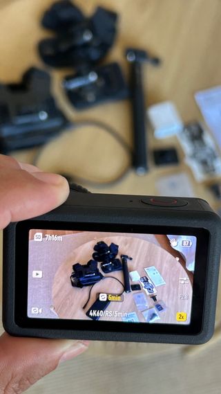 DJI Osmo Action 6 + 3 Baterías + Kit Acces