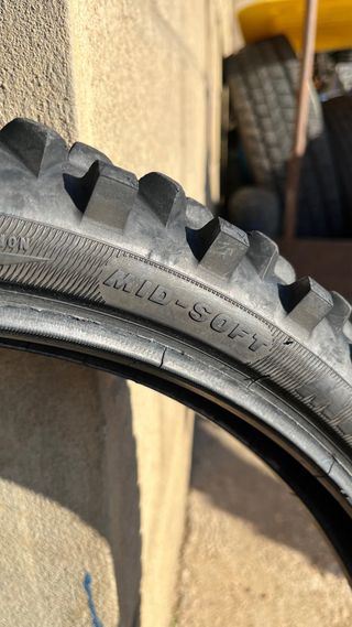 Maxxis 19”