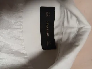 Chaqueta corta, manga larga.