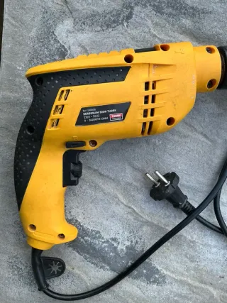 Taladro THORK casi nuevo