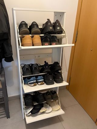 Zapatero blanco IKEA con 3 compartimentos