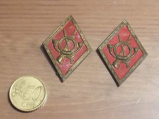 Insignias y medalla militar