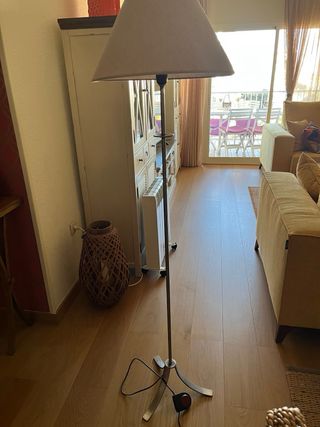 Lámpara de pie