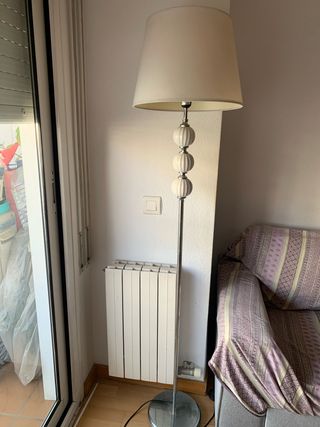 Lámpara de pie