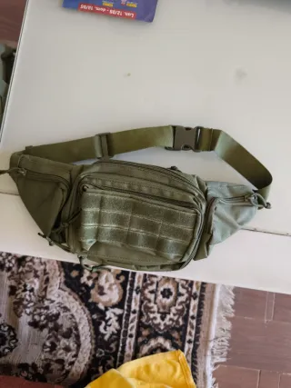 Mochila táctica de color verde de 50L