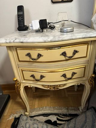 Muebles antiguos dormitorio espejo cómoda mesillas