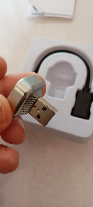 Adaptador CarPlay y Android Auto