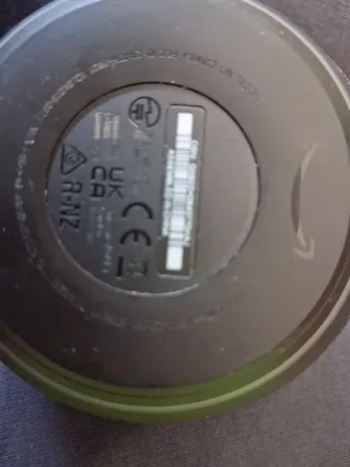 Echo Dot negro (5a generación) y adaptador Alexa