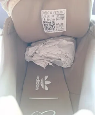 Adidas bad bunny campus