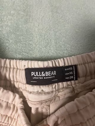 Pantalón Pull&Bear beige talla XS