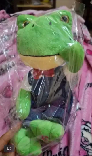 Peluche Rana René Lara Campos