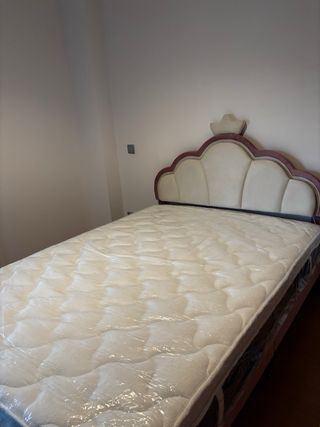 Cama estilo princesa rosa