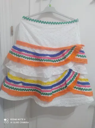 Falda flamenca o/y rociera.