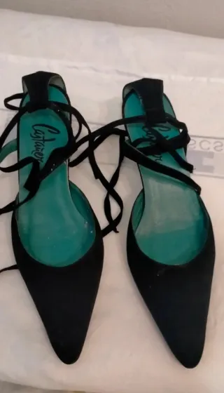 Zapatos de ante negro Castañer