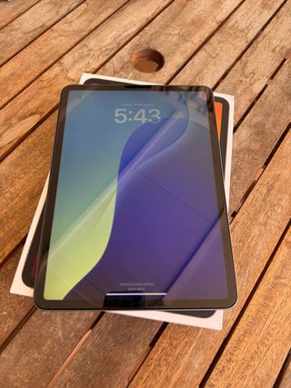 iPad Pro 11" 2gen (2020) + CAJA + LAPIZ