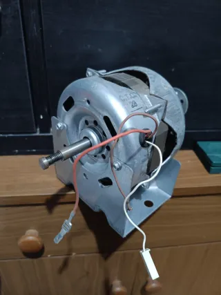 Motor Secadora Indesit LS30V