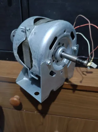 Motor Secadora Indesit LS30V