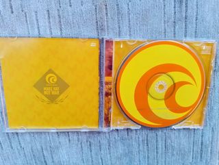 CD Catatonia - Dead From The Waist Down