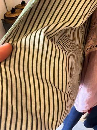 Chaqueta de algodón y terciopelo bordada.