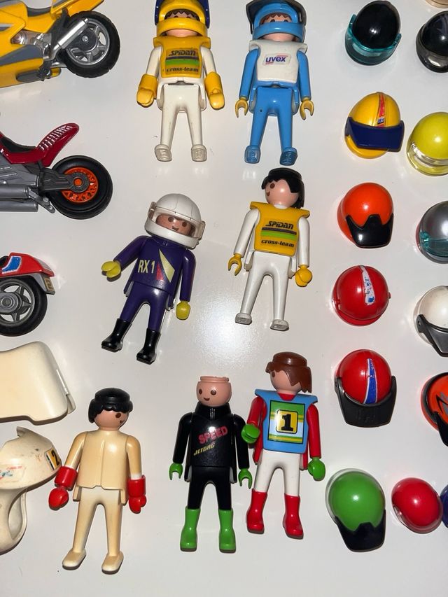 Playmobil Lote Motos y Figuras