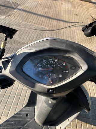 Scooter Honda Lead