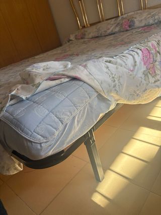 Cabecero y Cama Dorado Vintage