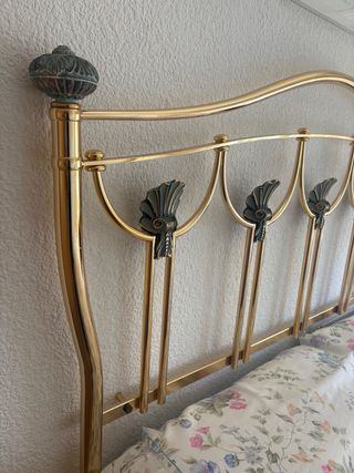 Cabecero y Cama Dorado Vintage