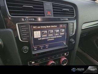 Volkswagen Golf GTI Performance 2.0 TSI 230CV DSG BMT