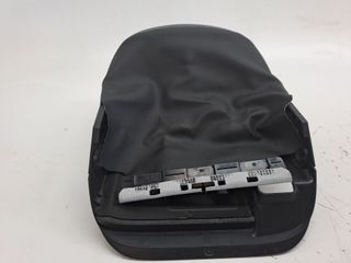 PLASTICO FORD KUGA 498694