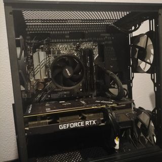 Montaje, mejora y asesoramiento de PCs.