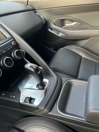 Jaguar E-Pace 2018 impecable