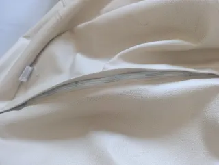 Puff beige con mensaje