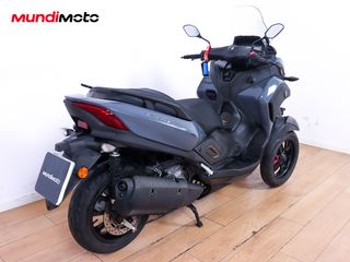 YAMAHA TRICITY 300