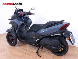 YAMAHA TRICITY 300
