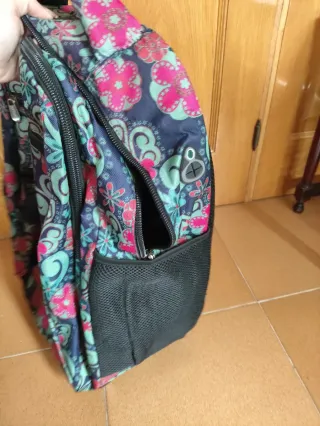 Mochila escolar ORMI floral