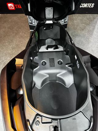 Yamaha XMAX 300 Tech MAX