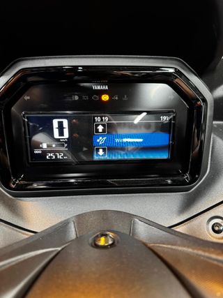 Yamaha XMAX 300 Tech MAX