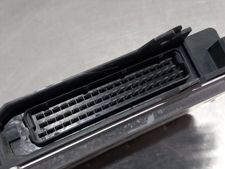 CENTRALITA MOTOR UCE OPEL OMEGA B 0261203588 9049