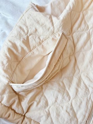 Chaleco acolchado beige