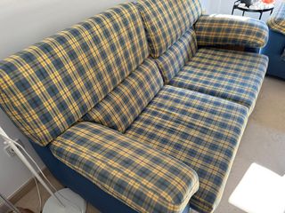 Sofá 2 plazas tela cuadros amarillo/azul