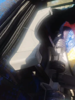 Dos maletas XXL marca misiuss una 6 ruedas dobles