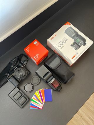 Sony a7R + objetivo 50 mm FE + flash Godox