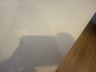 Mueble TV blanco y madera