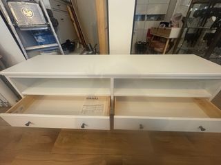 Mueble TV blanco y madera