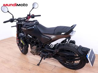 HUSQVARNA SVARTPILEN 401 ABS