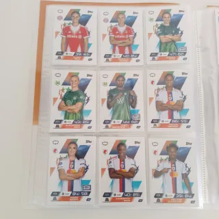 Álbum Topps Match Attax Extra 2026 con 254 cartas