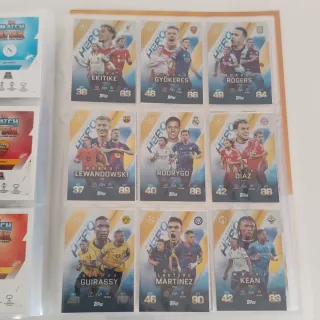 Álbum Topps Match Attax Extra 2026 con 254 cartas