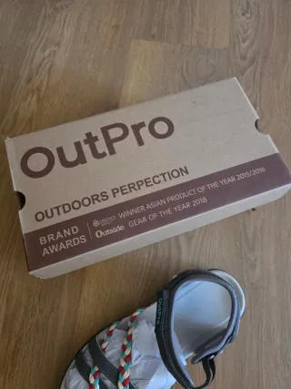 Sandalias nuevas senderismo talla 41