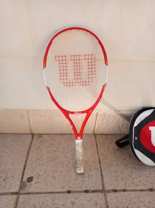 Raqueta Wilson Federer + Paletero